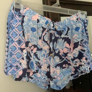 SOLD- Lilly Pulitzer shorts